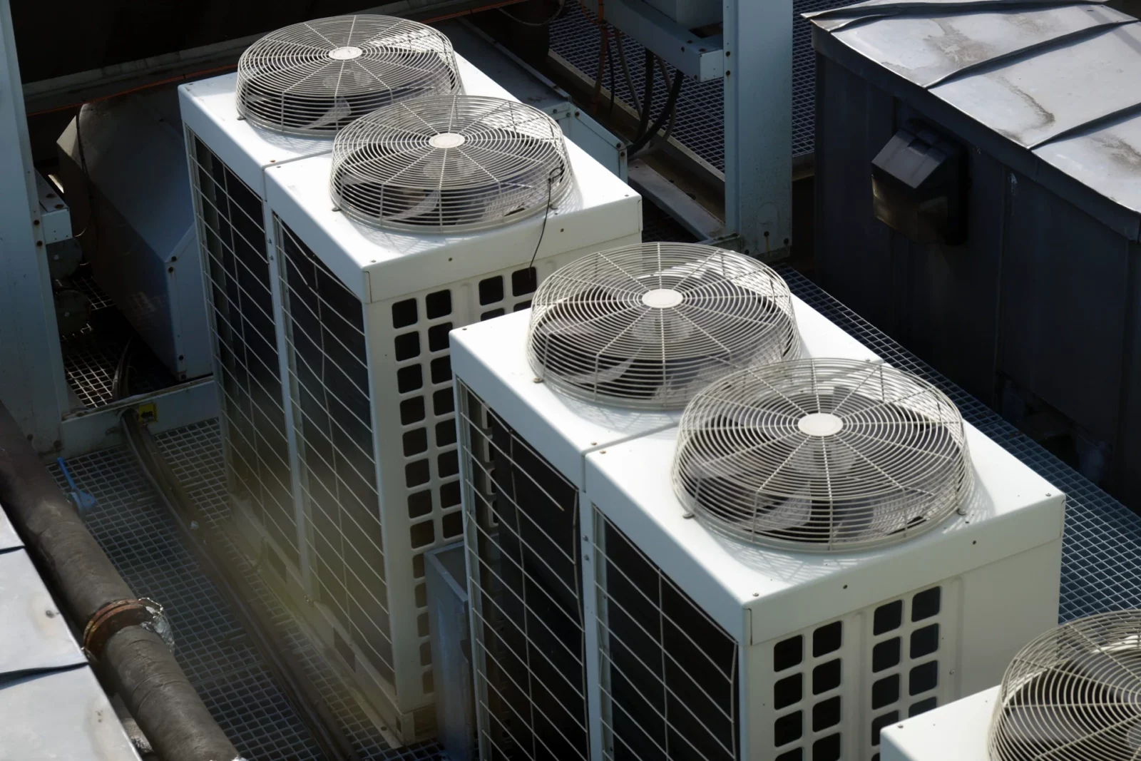 naprawa urządzeń chłodniczych